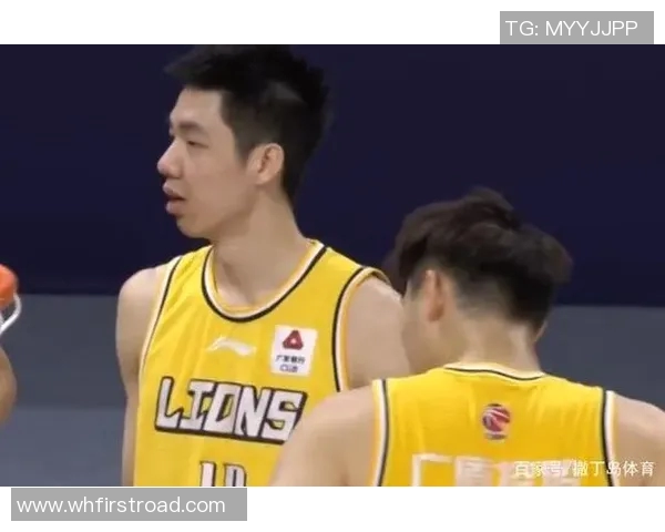 朱俊龙的成长之路:从青涩少年到职场精英的蜕变与奋斗故事